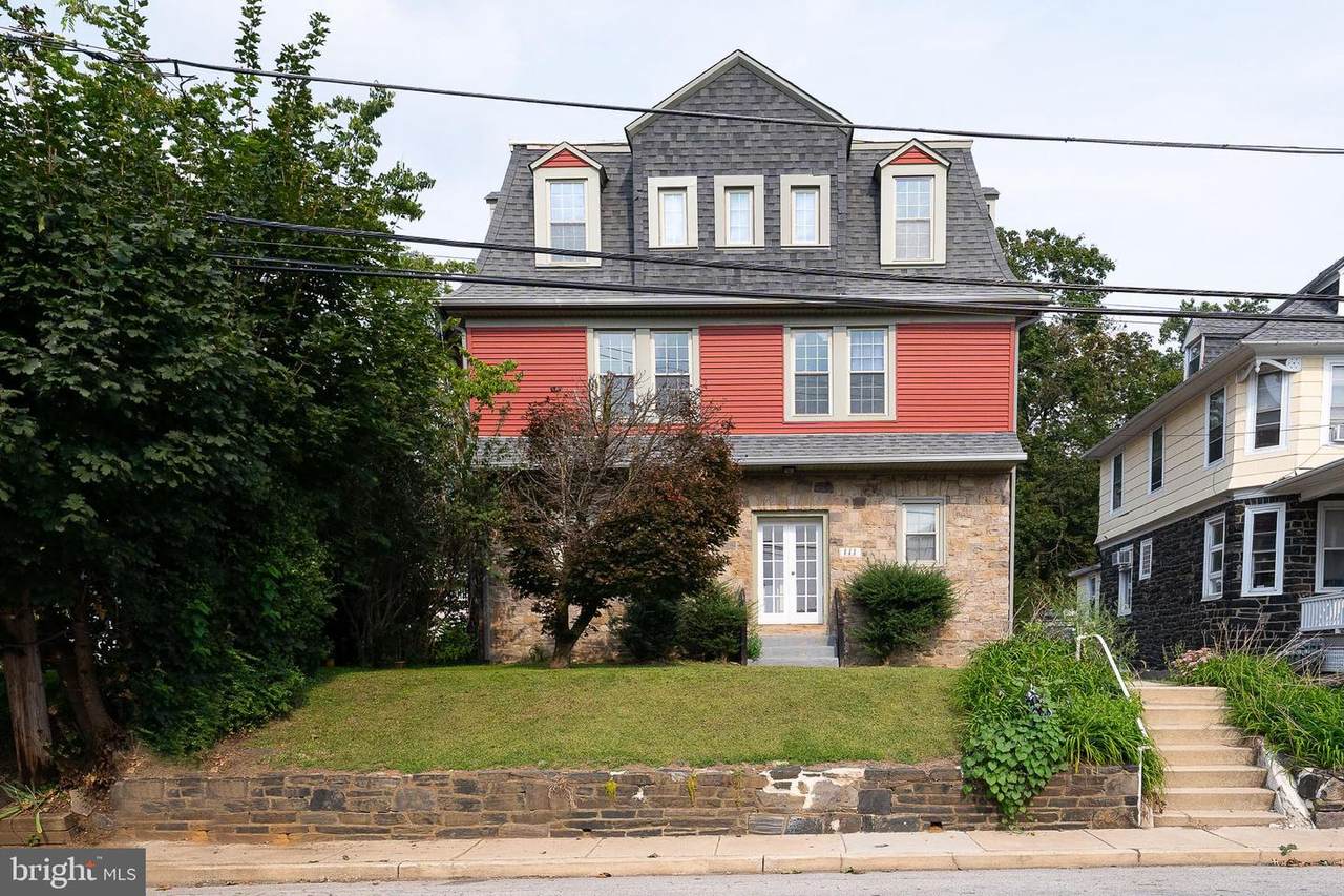 111 Iona Avenue - Photo 1