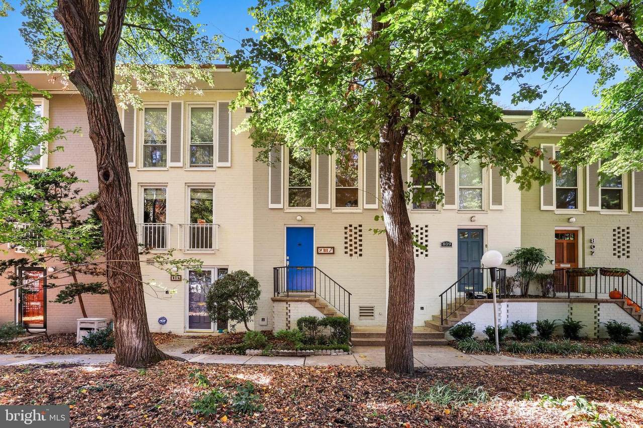 811 Delaware Avenue - Photo 1