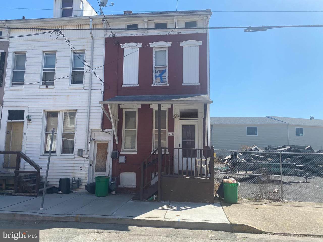 424 Walnut Street - Photo 1