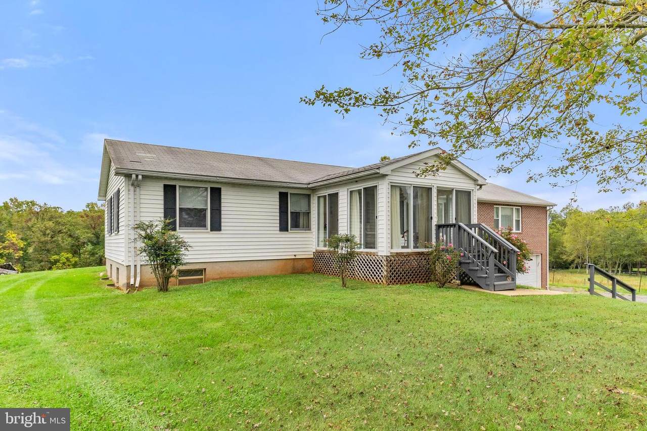 3155 Waterford Road - Photo 1