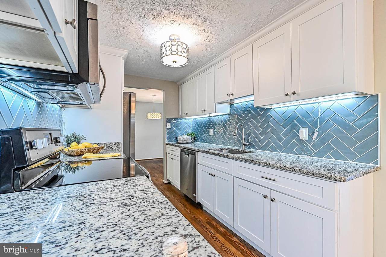10430 Calumet Grove Drive - Photo 1