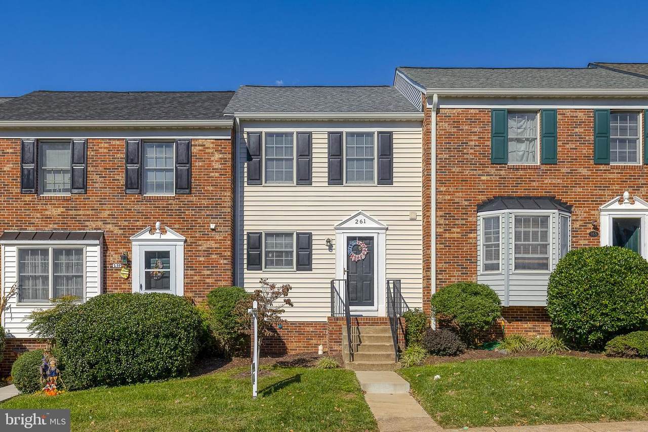 261 Fairfield Drive - Photo 1
