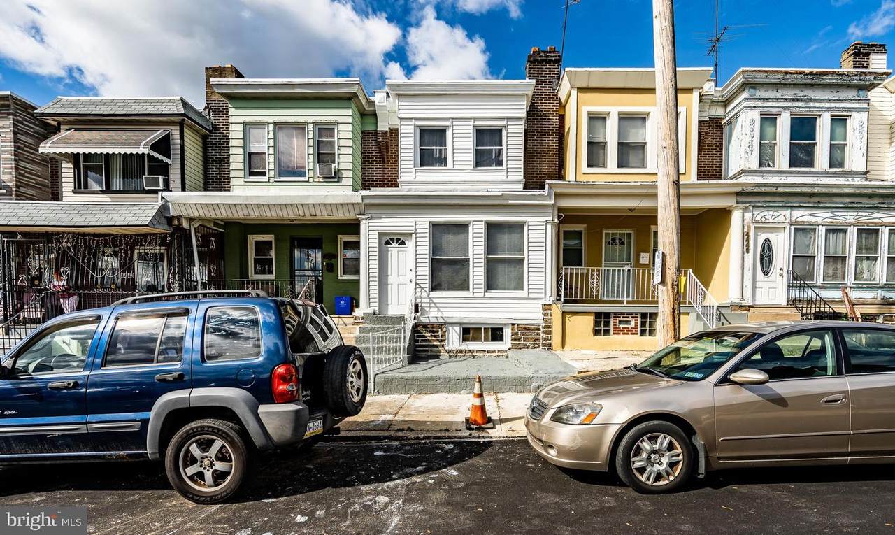 4444 Hurley Street - Photo 1
