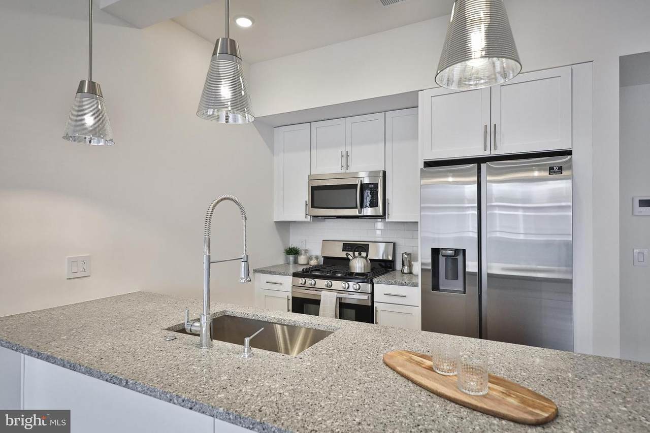 1129 Germantown Avenue - Photo 1