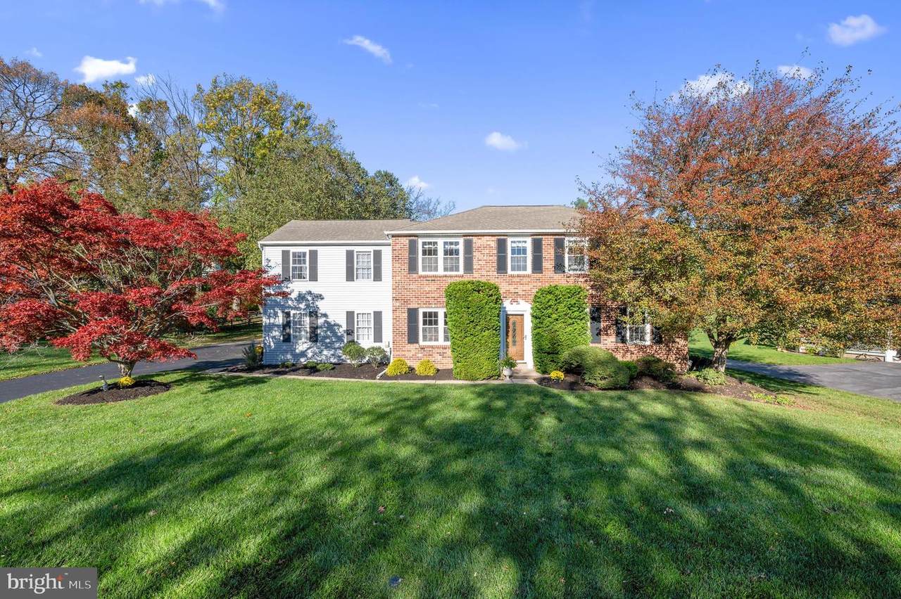 304 Green Circle - Photo 1