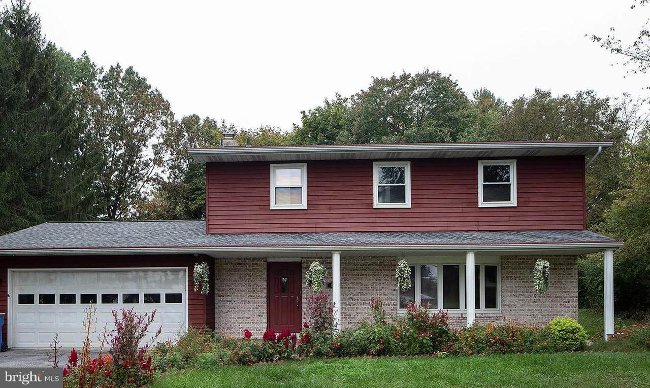 930 61ST Street - Photo 1