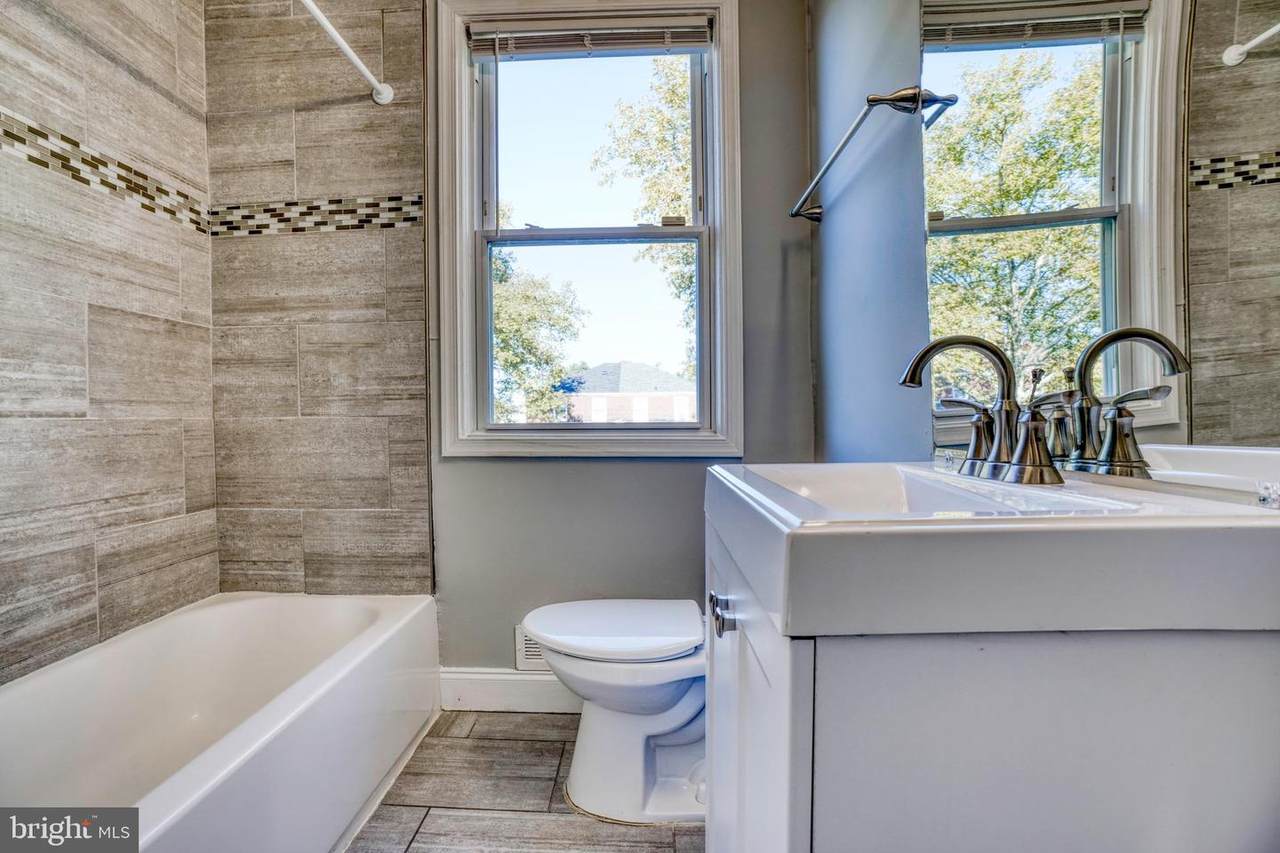 4009 Rosecrest Avenue - Photo 1
