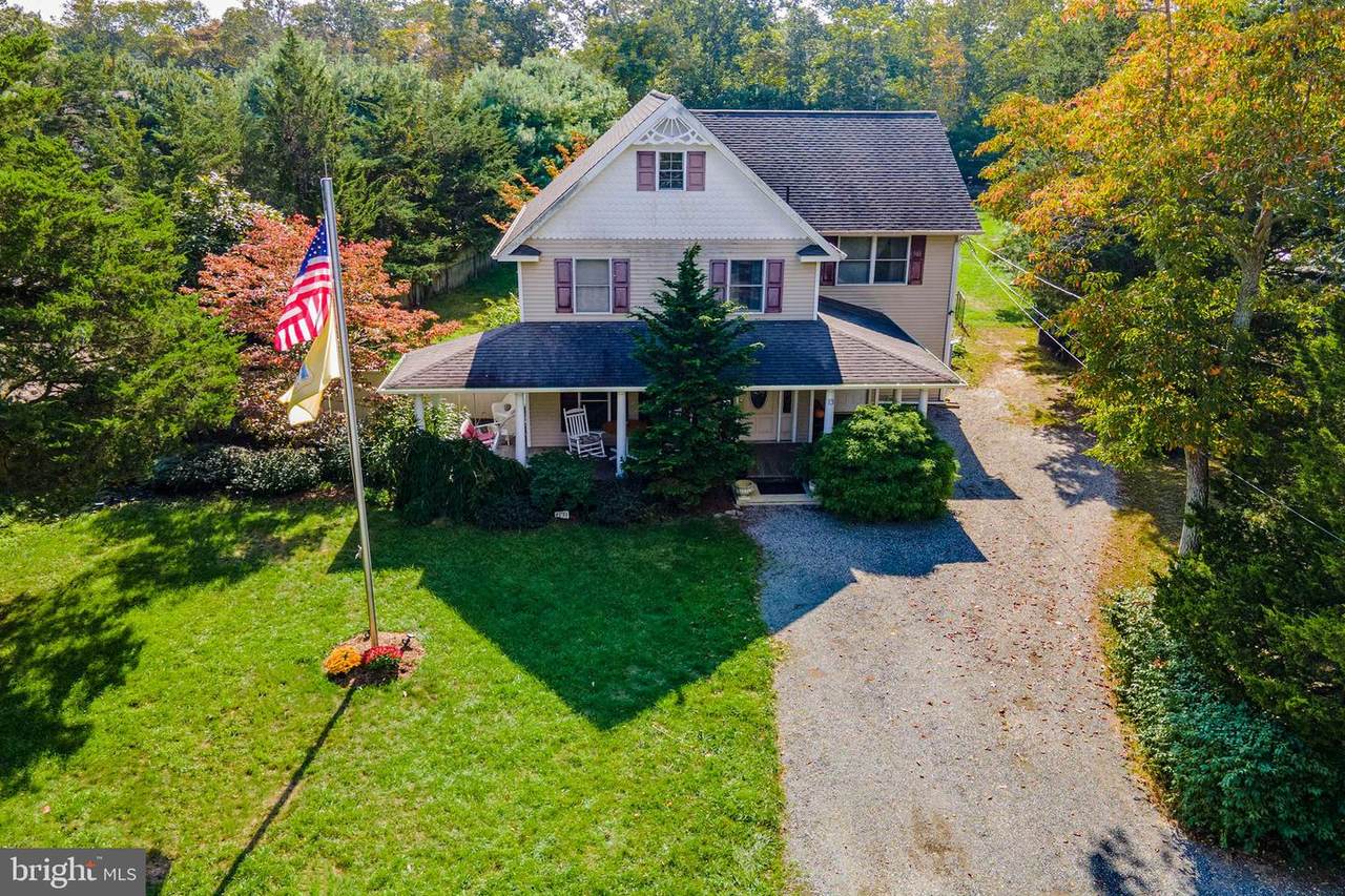 13 Warren Avenue - Photo 1