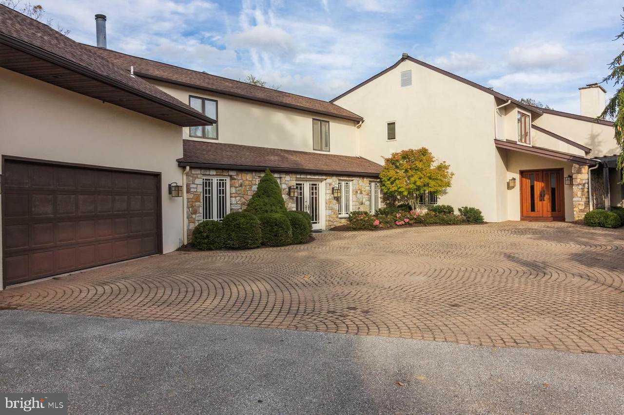 435 Valley Park Road - Photo 1