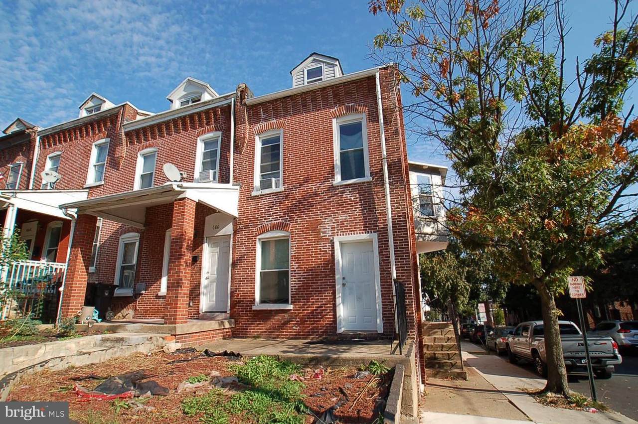 1213 6TH Street - Photo 1
