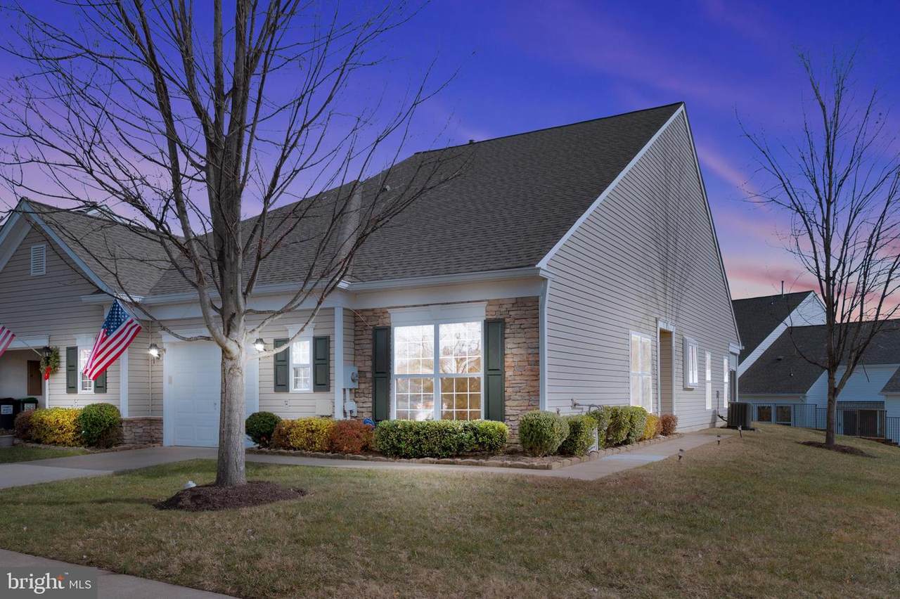7 Aspen Hill Drive - Photo 1