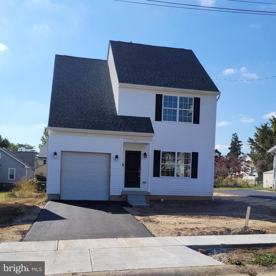 110 Matthes Avenue - Photo 1