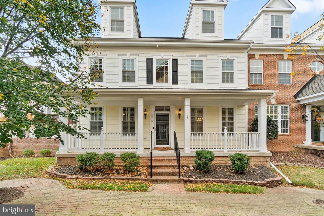 13818 Custis Square - Photo 1