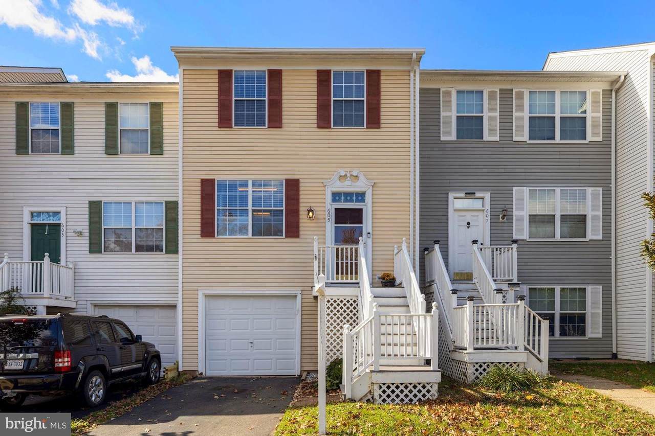 605 Radford Terrace - Photo 1