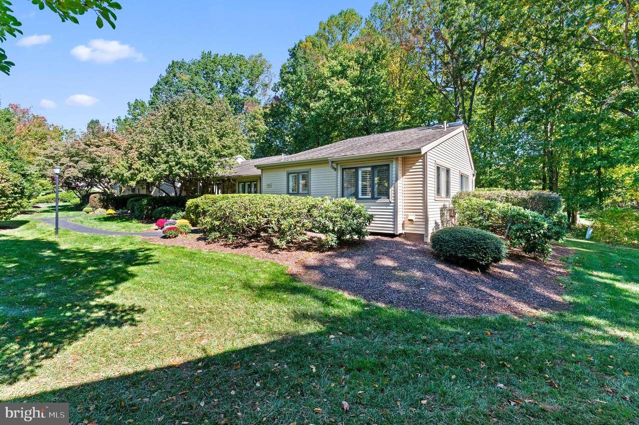 1012 Kennett Way - Photo 1