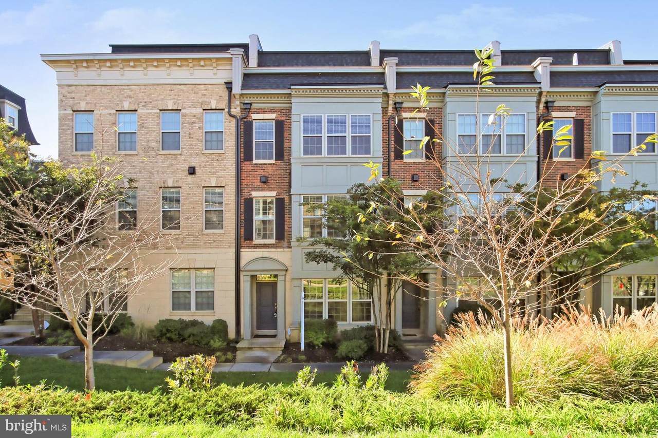 610 Sprintsail Way - Photo 1