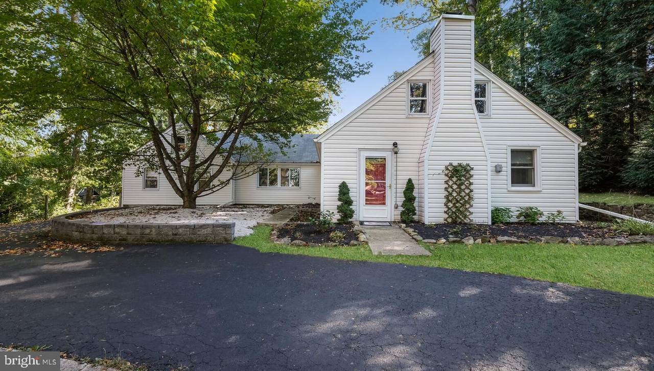 2616 Charlestown Road - Photo 1