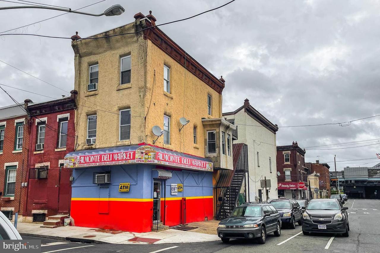 1901 Waterloo Street - Photo 1