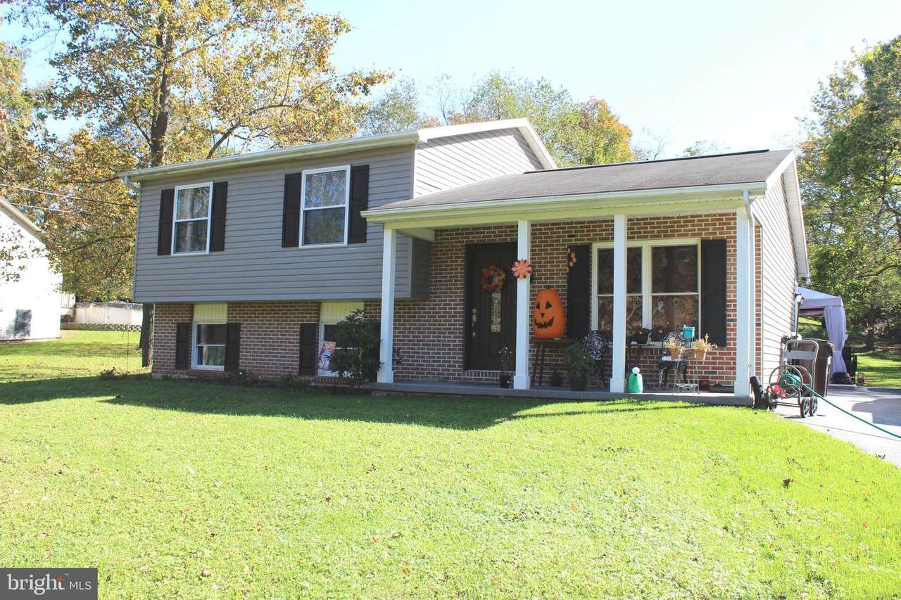 946 Isle Of Q Road - Photo 1
