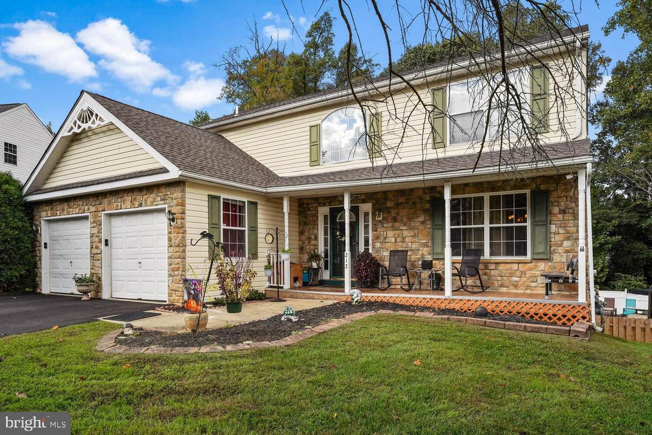 212 Waterford Way - Photo 1