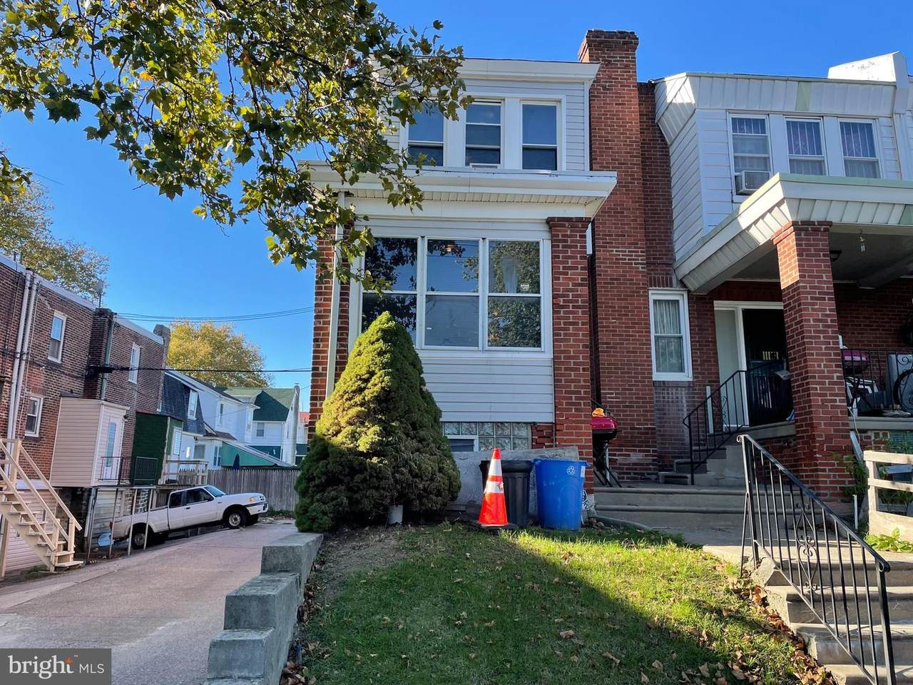 5712 Colgate Street - Photo 1
