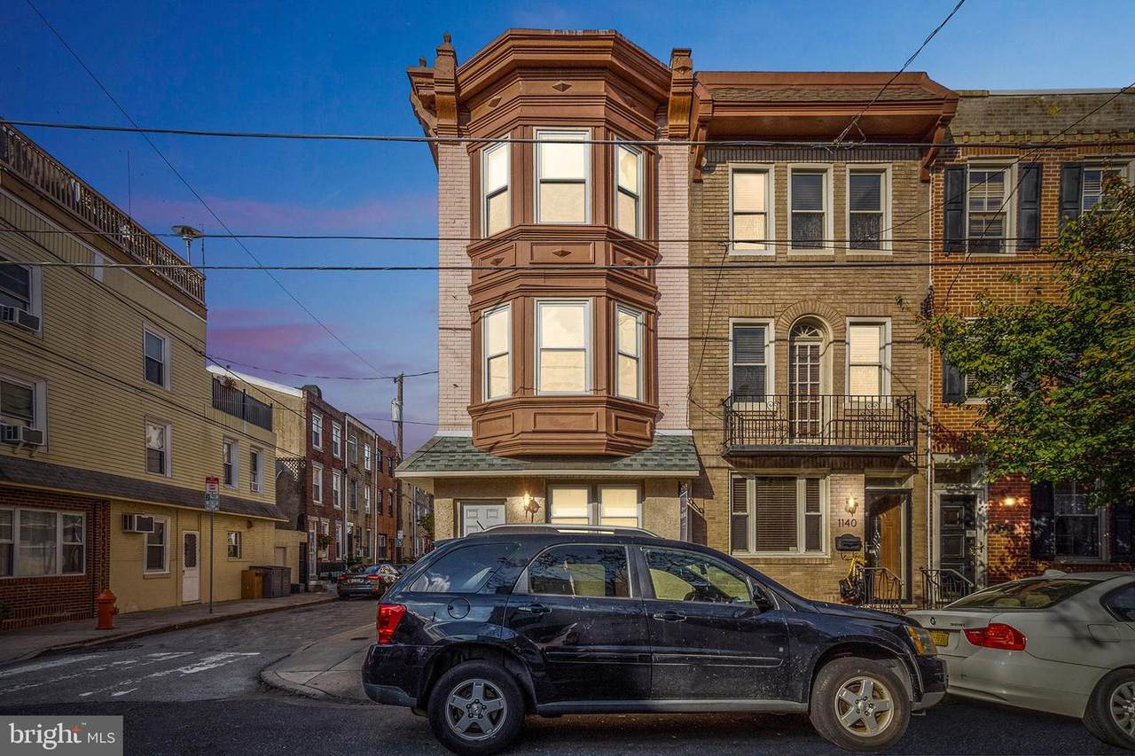 1142 7TH Street - Photo 1