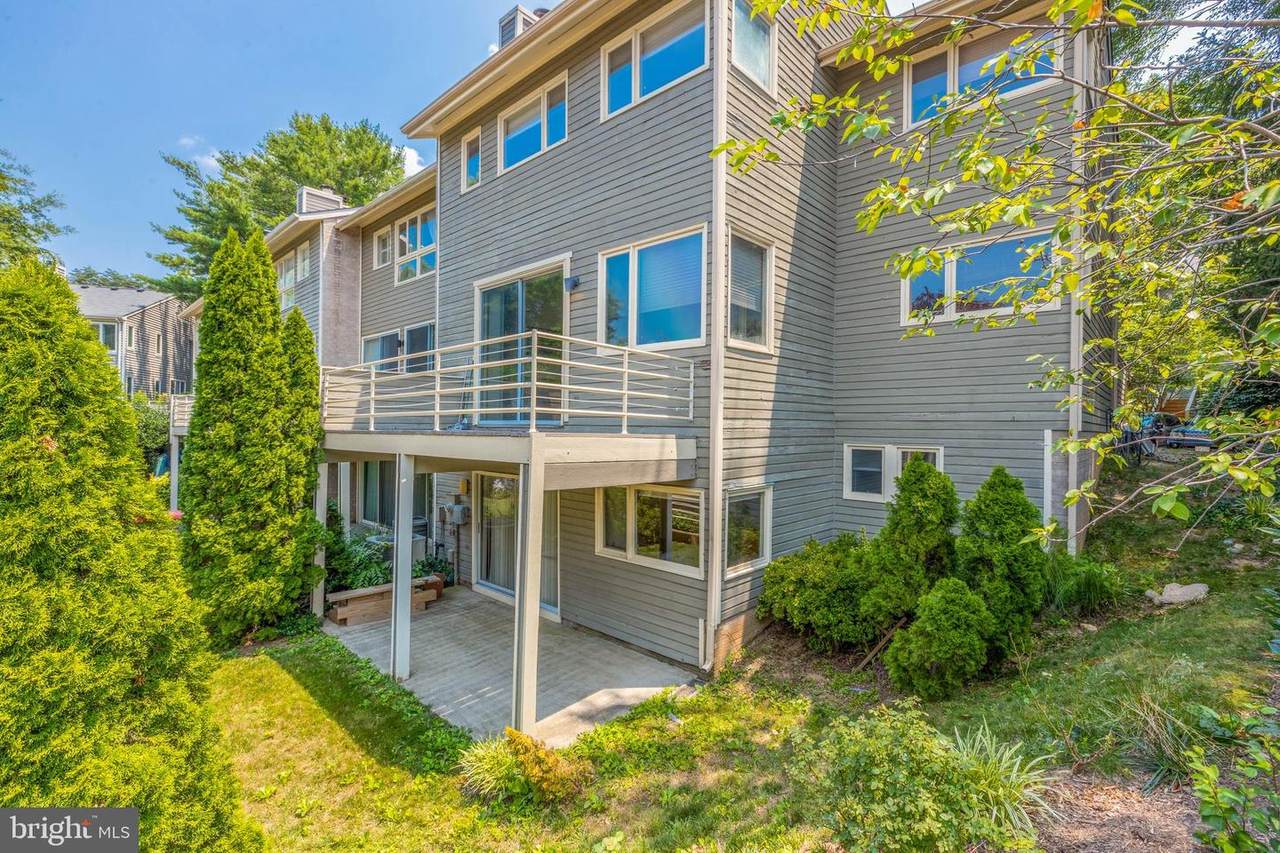 1959 Lakeport Way - Photo 1