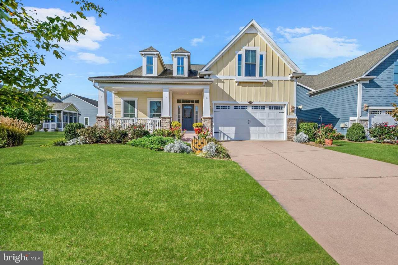 27088 Firefly Boulevard - Photo 1