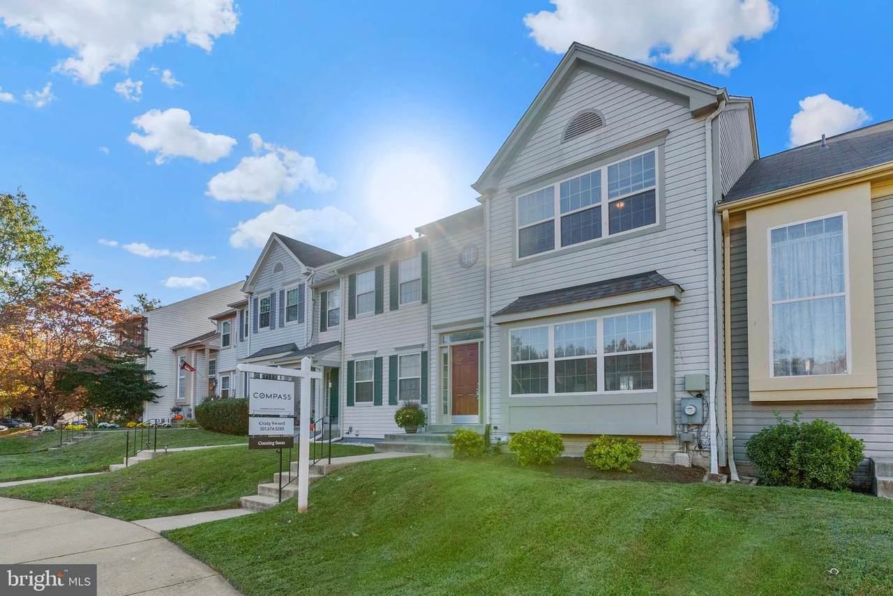 8421 Meadow Green Way - Photo 1