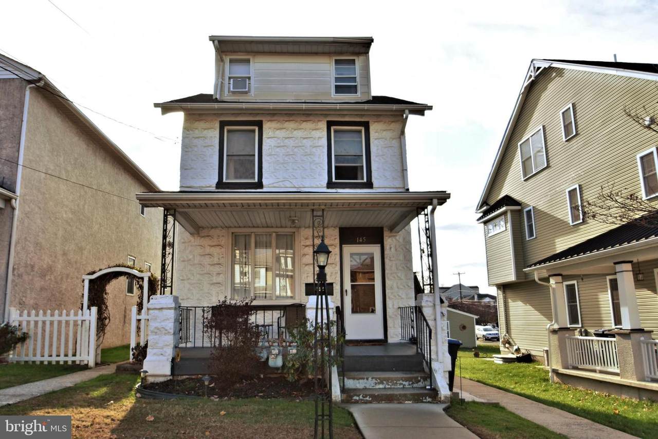 145 11TH Avenue - Photo 1