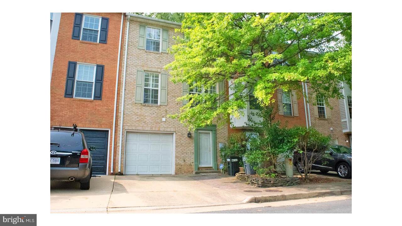 118 Sanborn Place - Photo 1