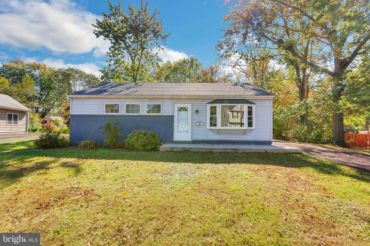 533 Winding Road - Photo 1