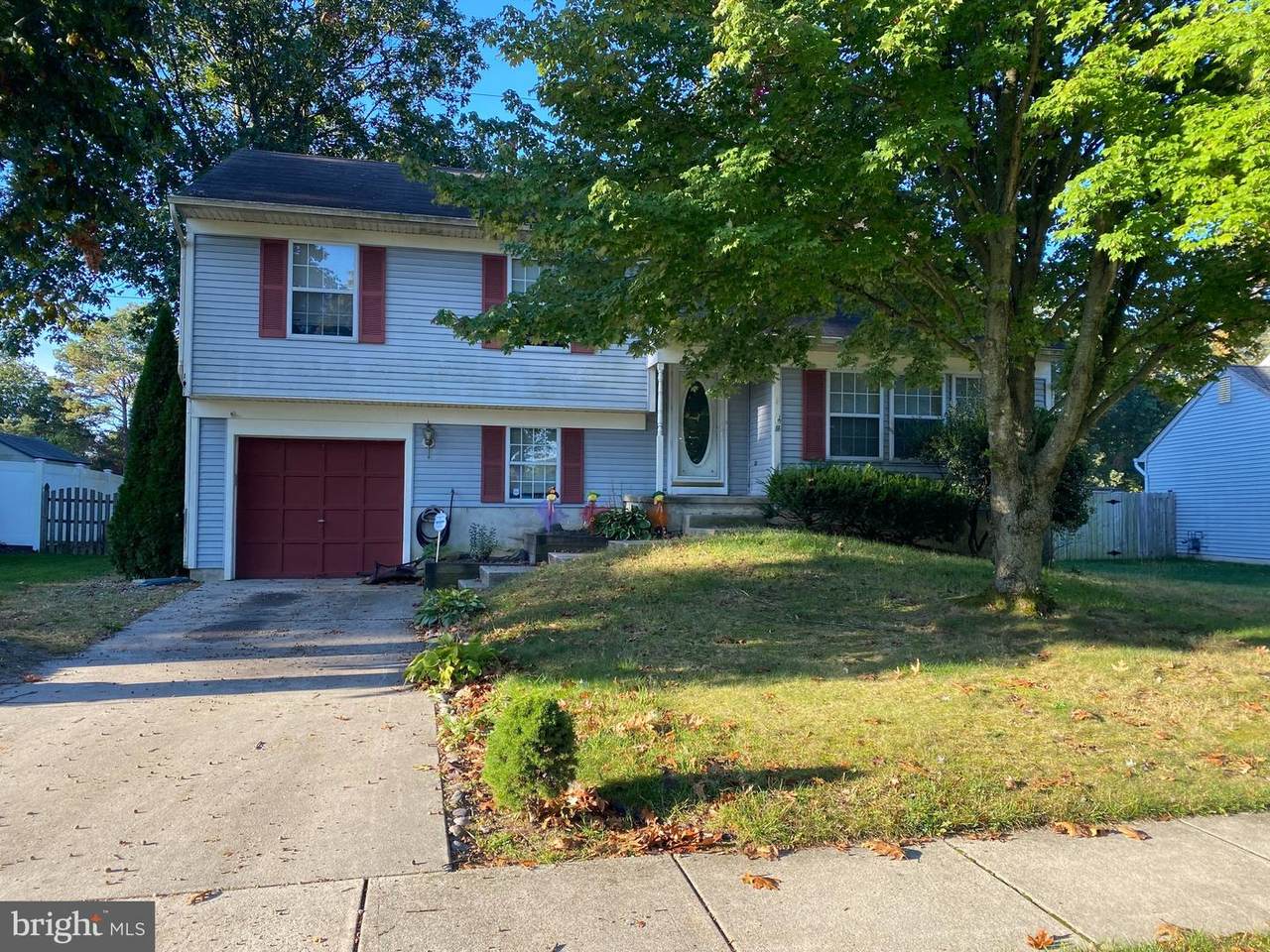 21 Bromley Dr - Photo 1
