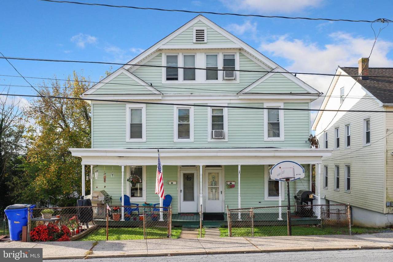 6 & 8 B Street - Photo 1