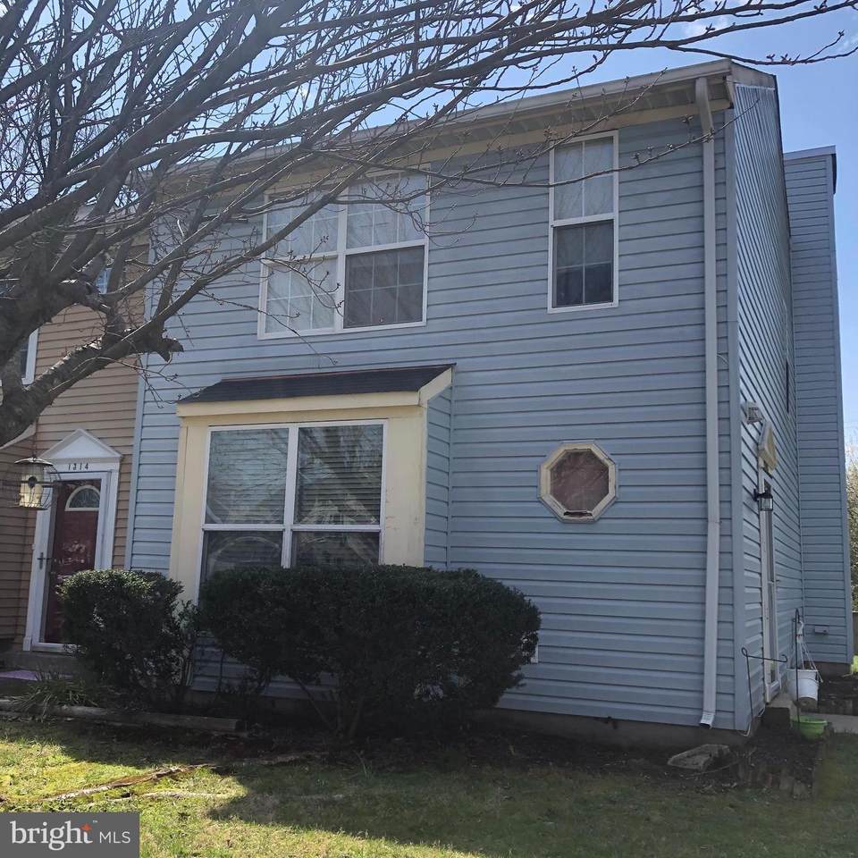 1316 Stockett Square - Photo 1