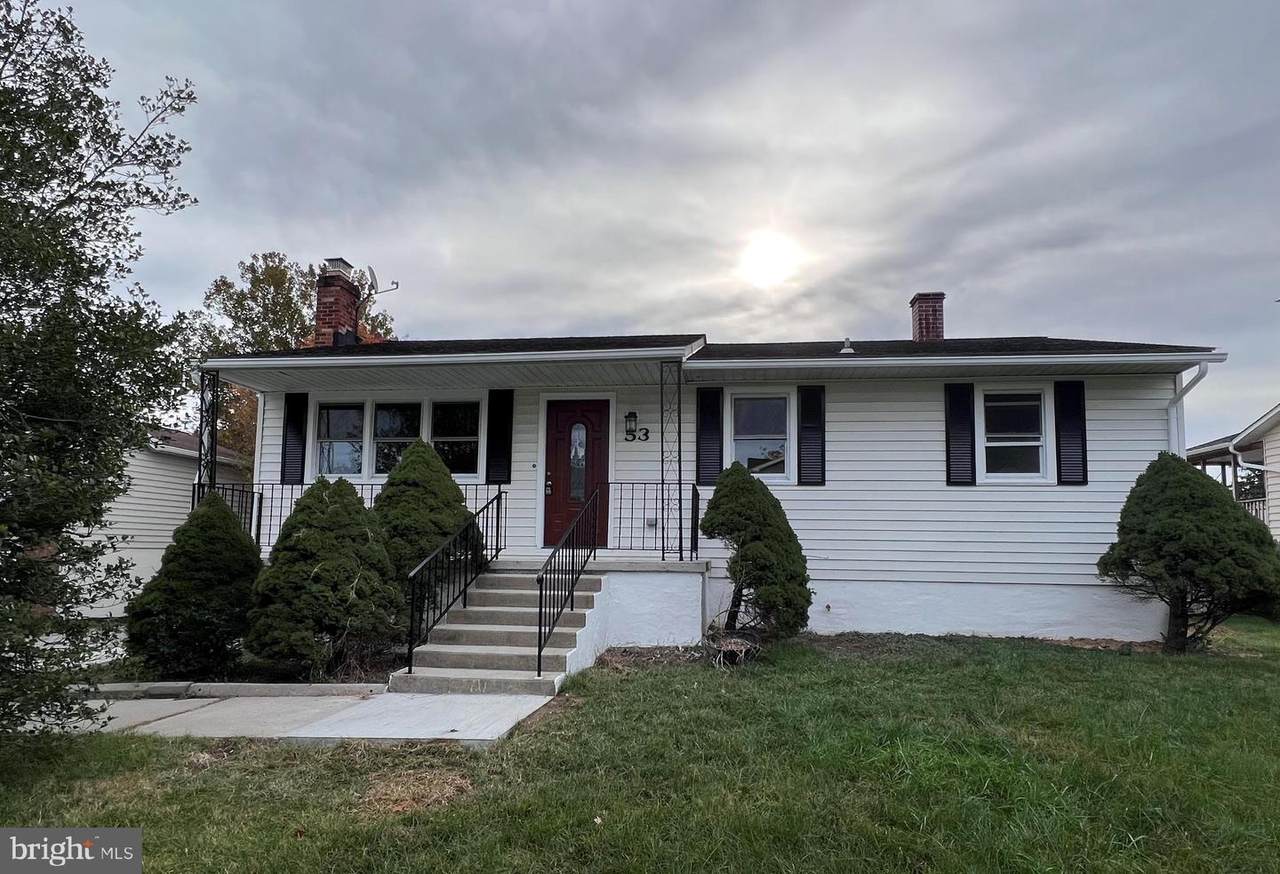53 Archwood Avenue - Photo 1