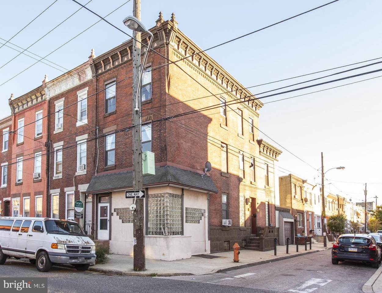 1518 Moore Street - Photo 1