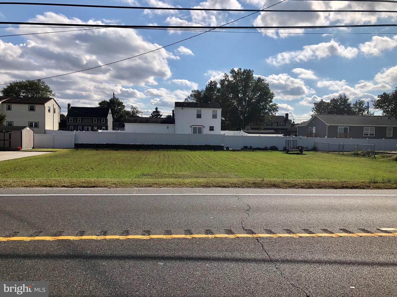 460 Broad Street - Photo 1