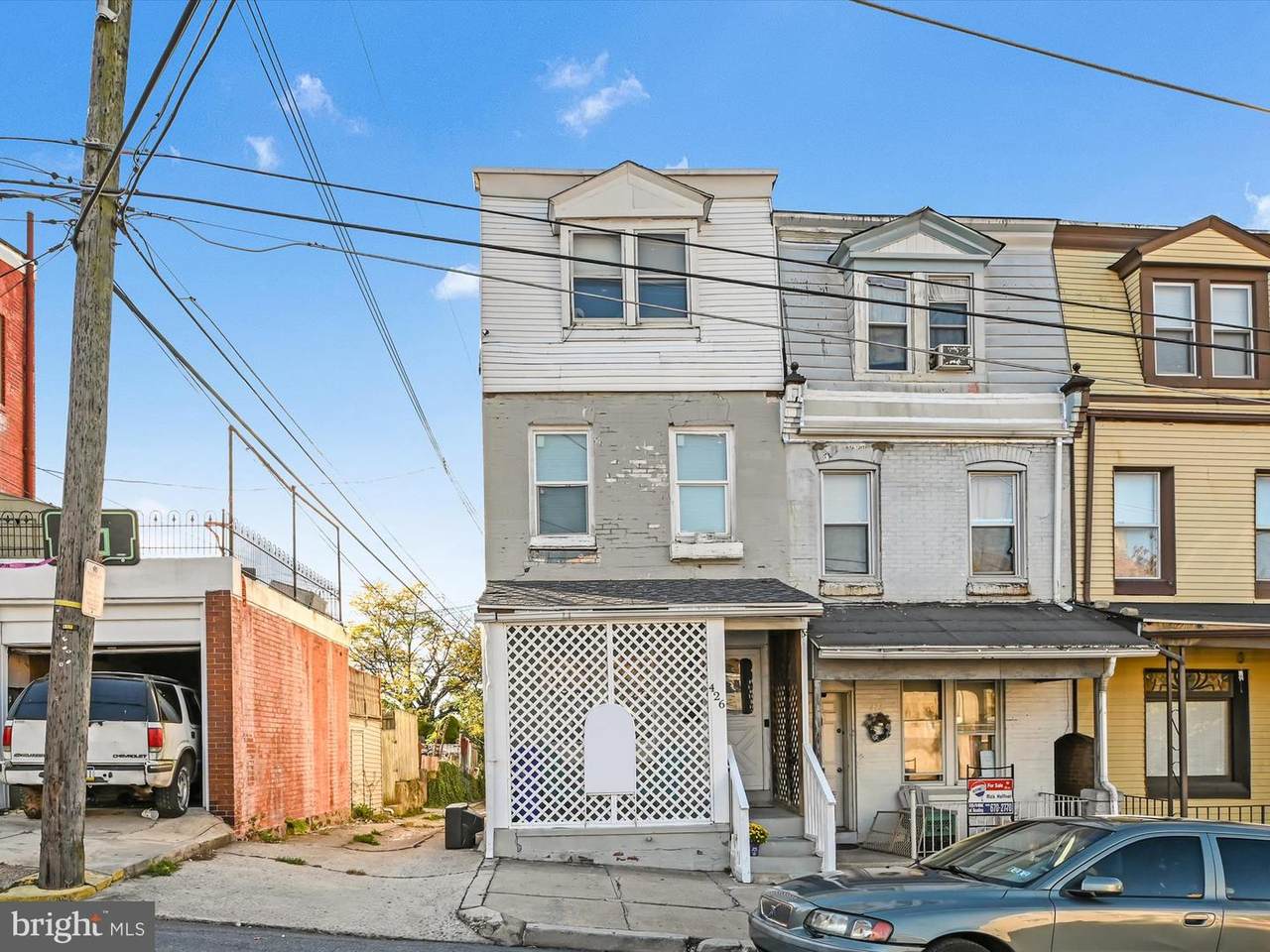 426 17TH Street - Photo 1