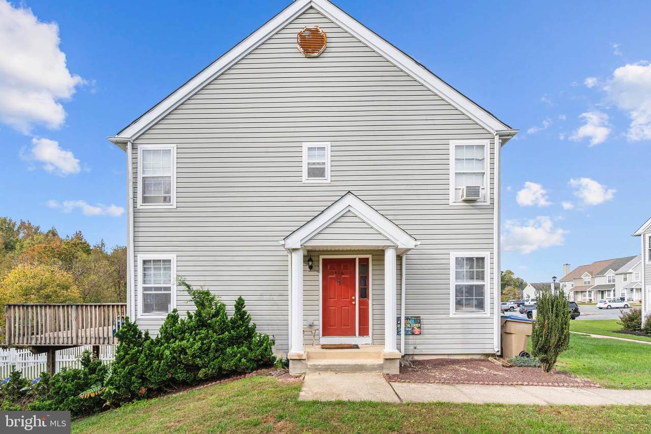 316 Buttonwoods Road - Photo 1