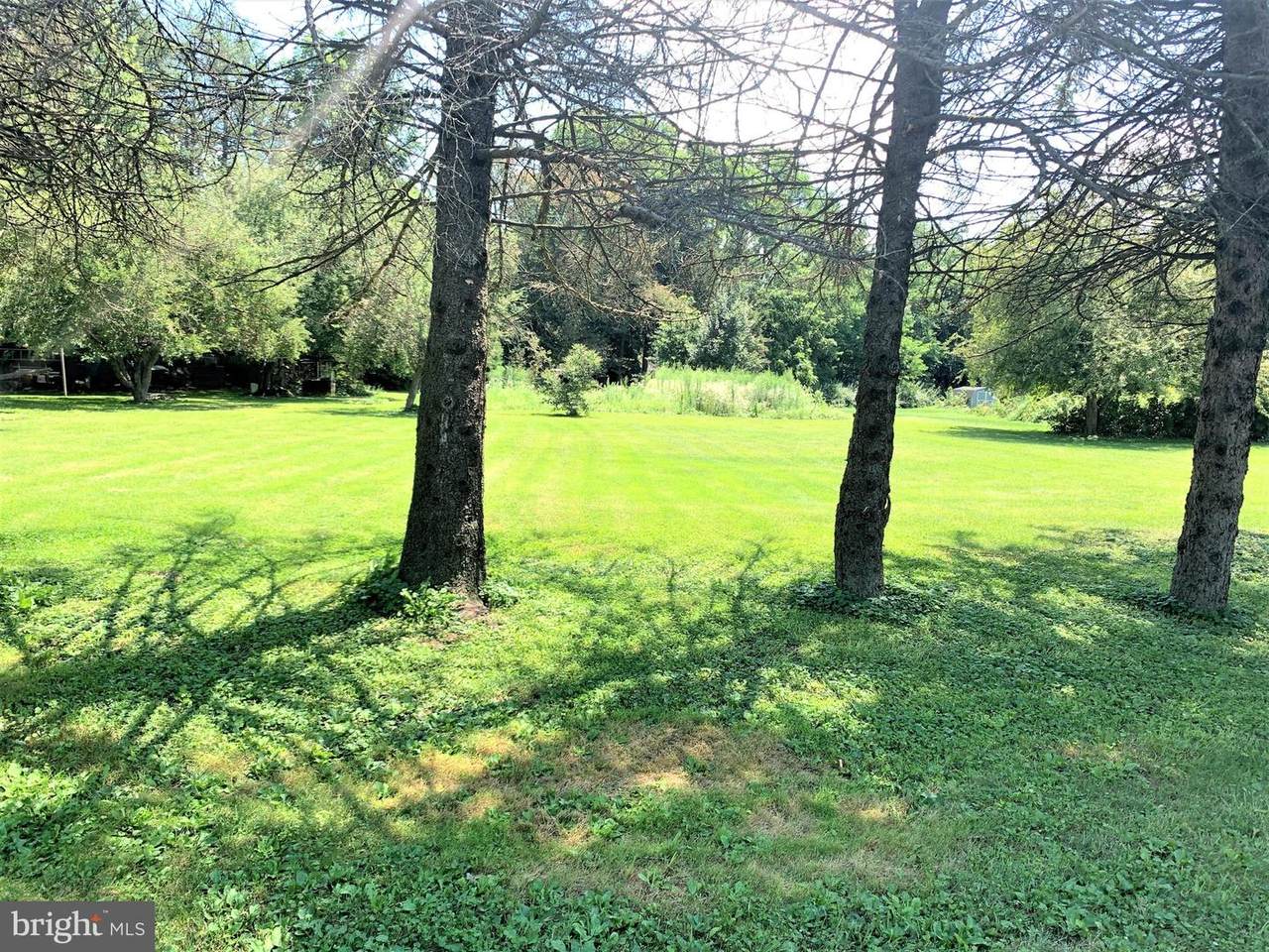 35 Maple Avenue - Photo 1