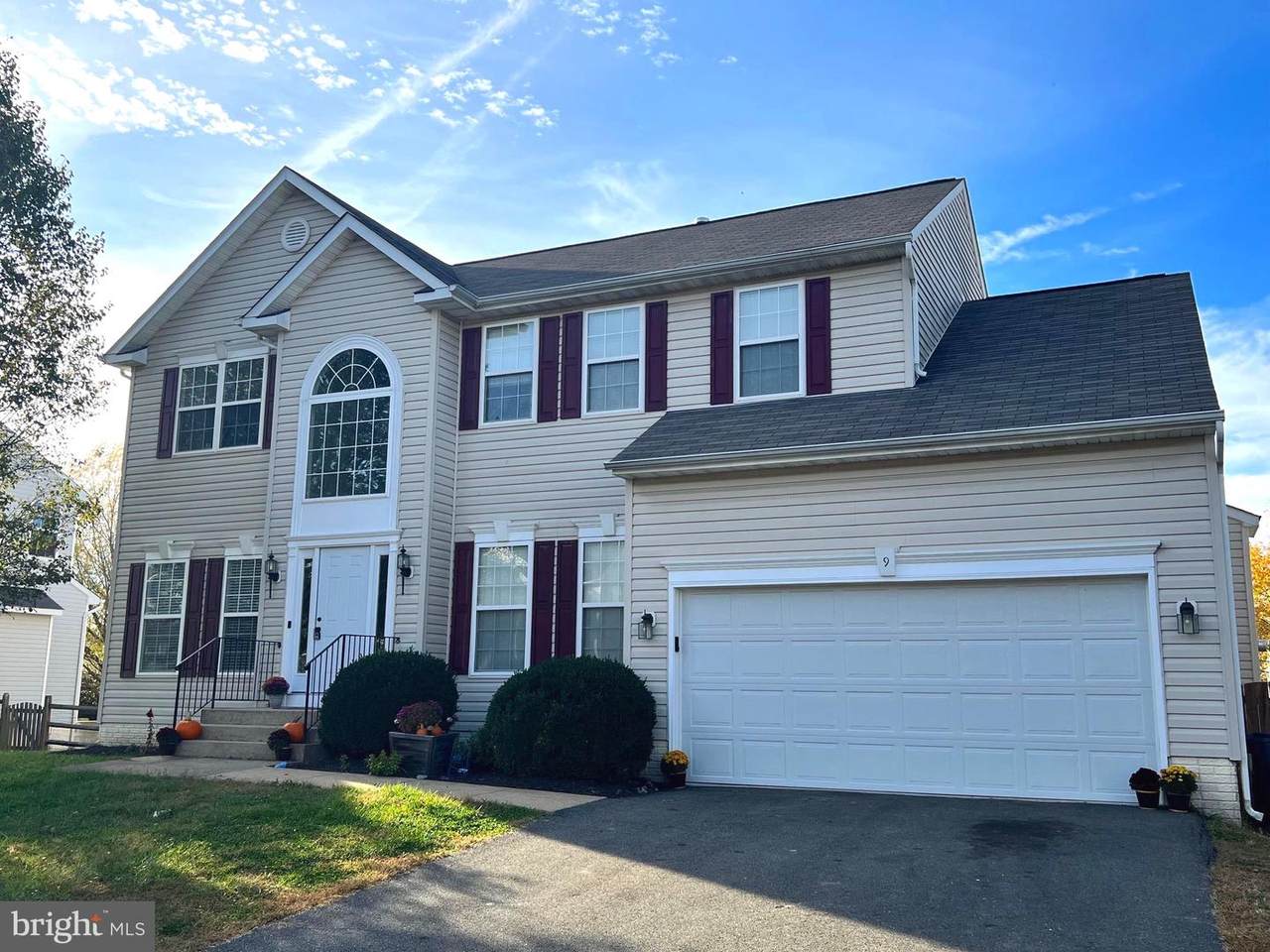 9 Sunset Ridge Lane - Photo 1