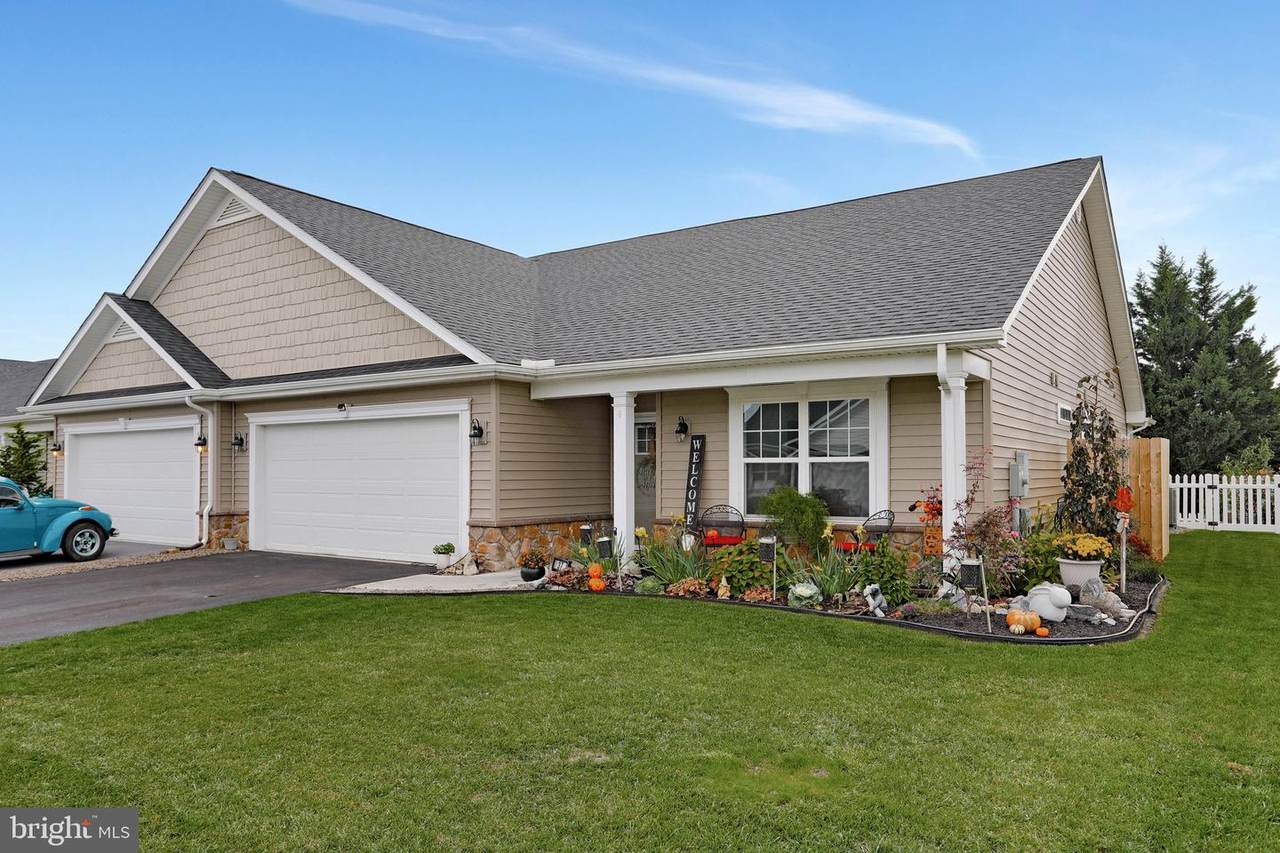 37 Saffron Terrace - Photo 1