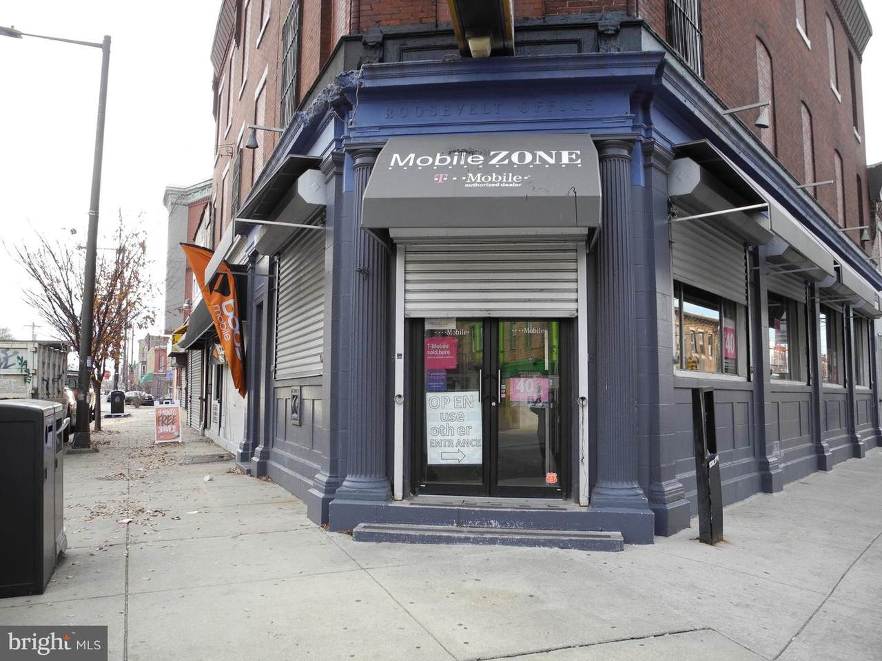 1300-4 Point Breeze Avenue - Photo 1