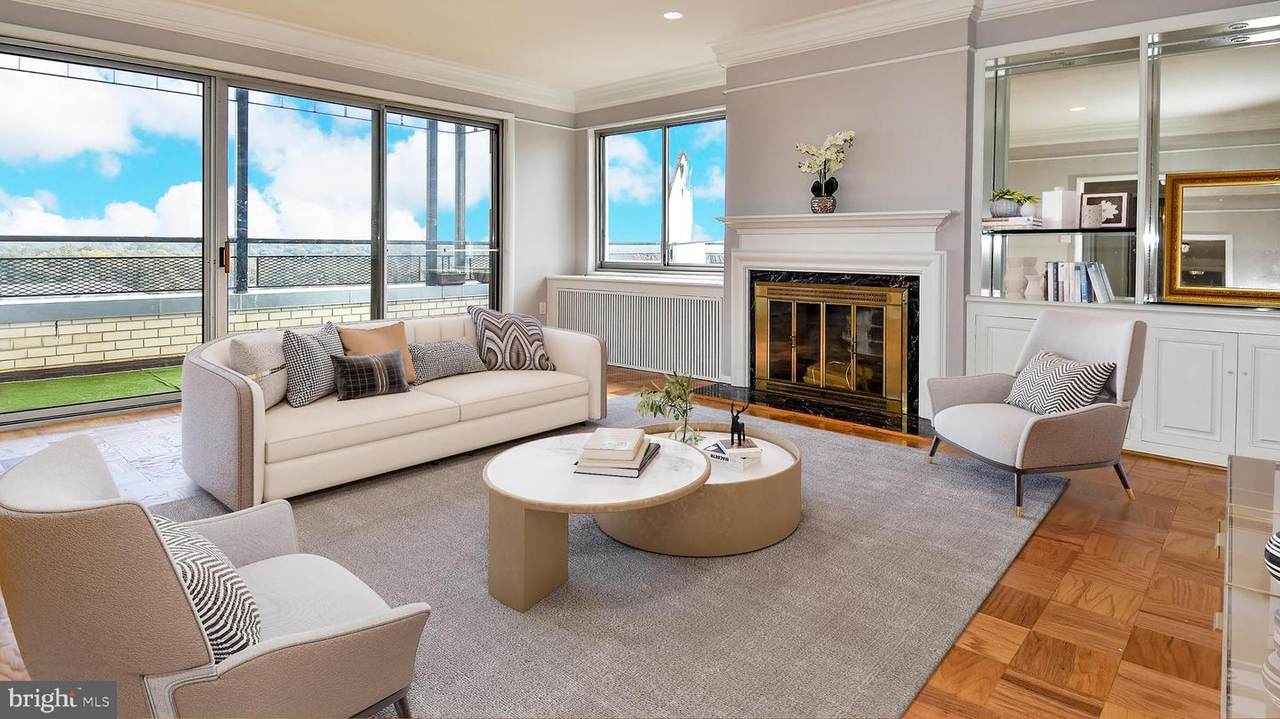 10401 Grosvenor Place - Photo 1