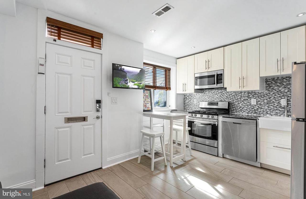 1700 2ND Street - Photo 1