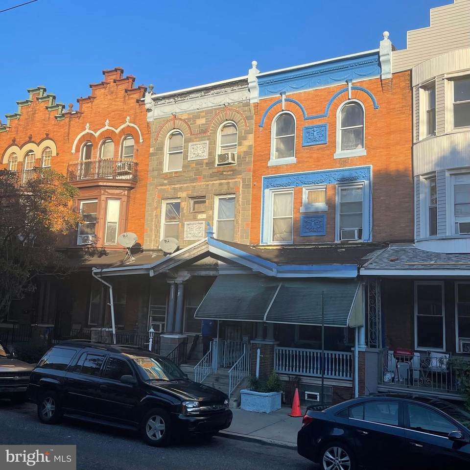 3719 15TH Street - Photo 1