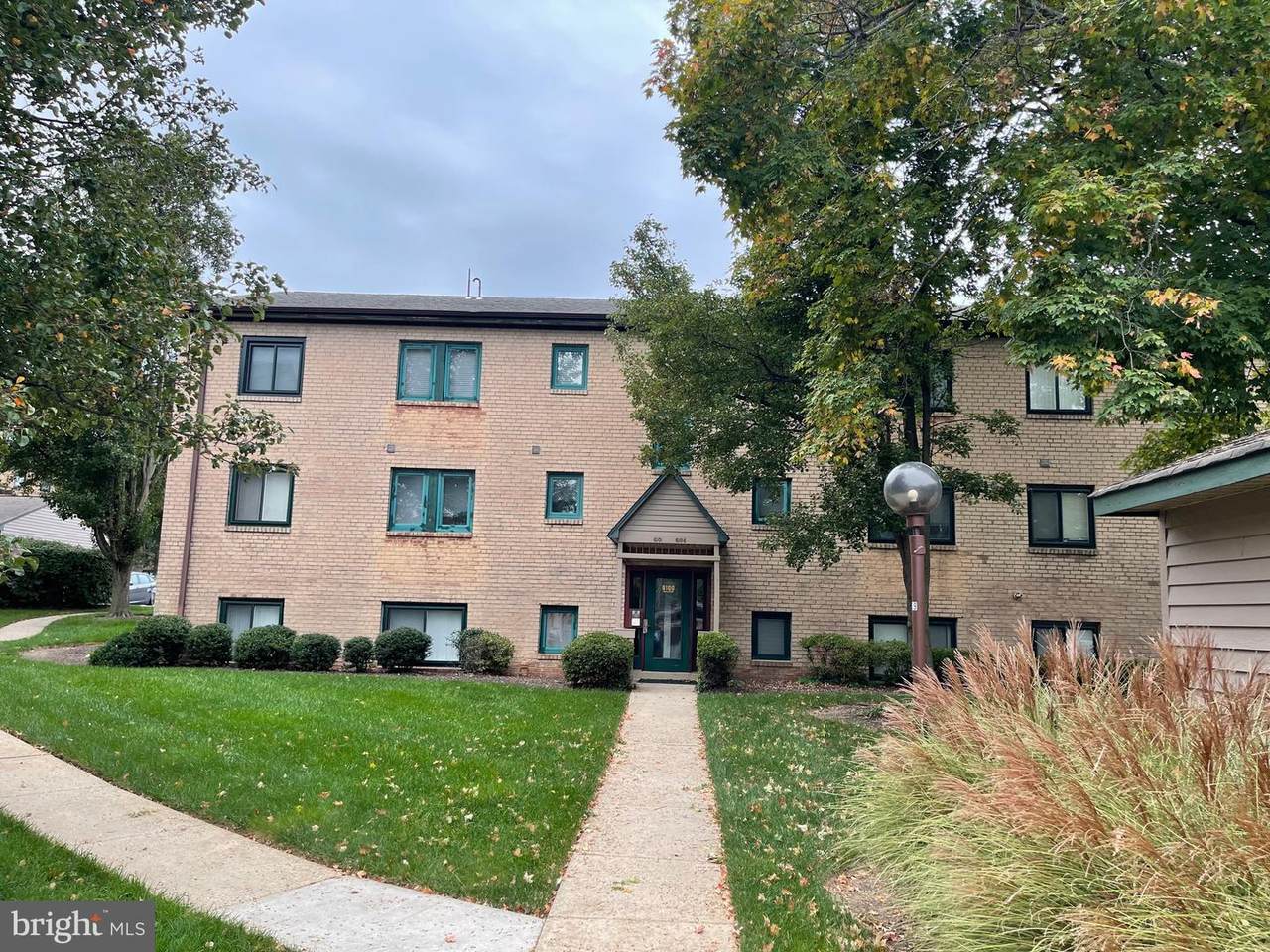 6101 Highland Court - Photo 1