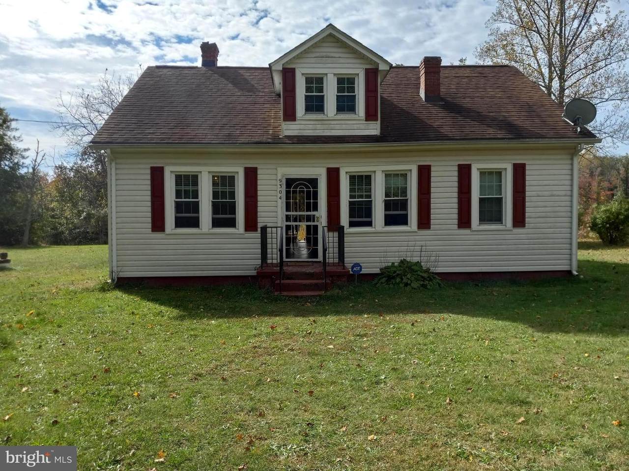 9304 Brock Road - Photo 1