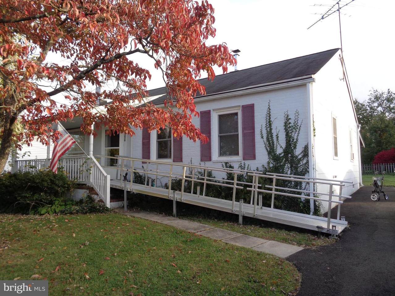 250 F Street - Photo 1